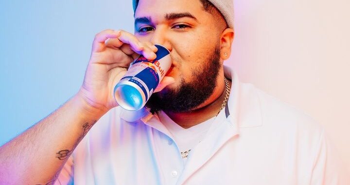 Gamer dominicano MenaRD es firmado por Red Bull