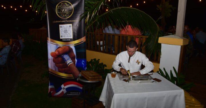 Tabaco Noé celebra aniversario con una noche especial en el Club Naval de la Marina