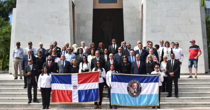 Instituto Duartiano conmemora el natalicio de Juan Pablo Duarte