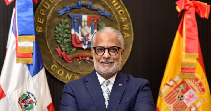 Consulado Dominicano en Madrid activa Plan de Orientación para sus ciudadanos ante Regularización en España