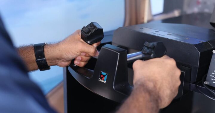 IDAC instala Simulador de Vuelo en Primera Feria Regional del Libro 2026