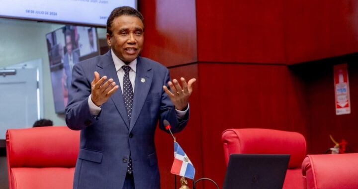 Félix Bautista propone eliminar penas de cárcel por delitos de expresión en nuevo Código Penal